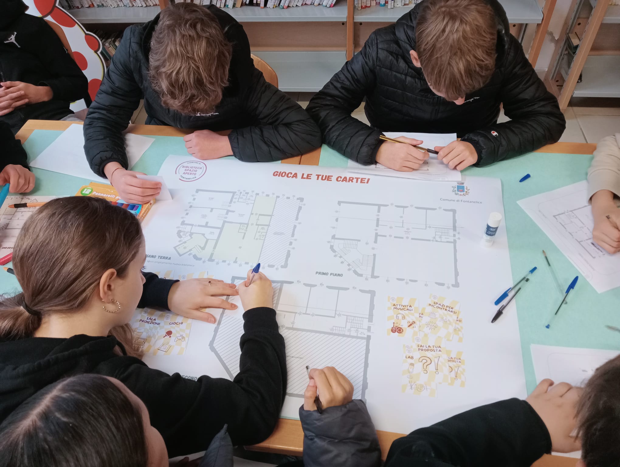 Trekking urbano e laboratorio con le scuole